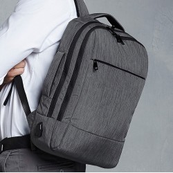 Sac à dos de travail zippé Q-Tech avec port de charge USB