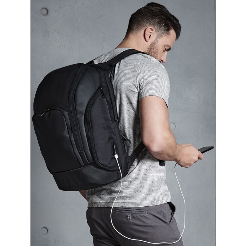 Sac à dos pour ordinateur avec chargeur Pro-Tech, 25 litres