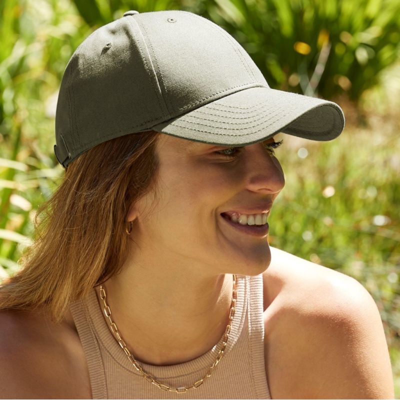 Casquette 6 panneaux en toile de coton biologique semi-structurée et durable