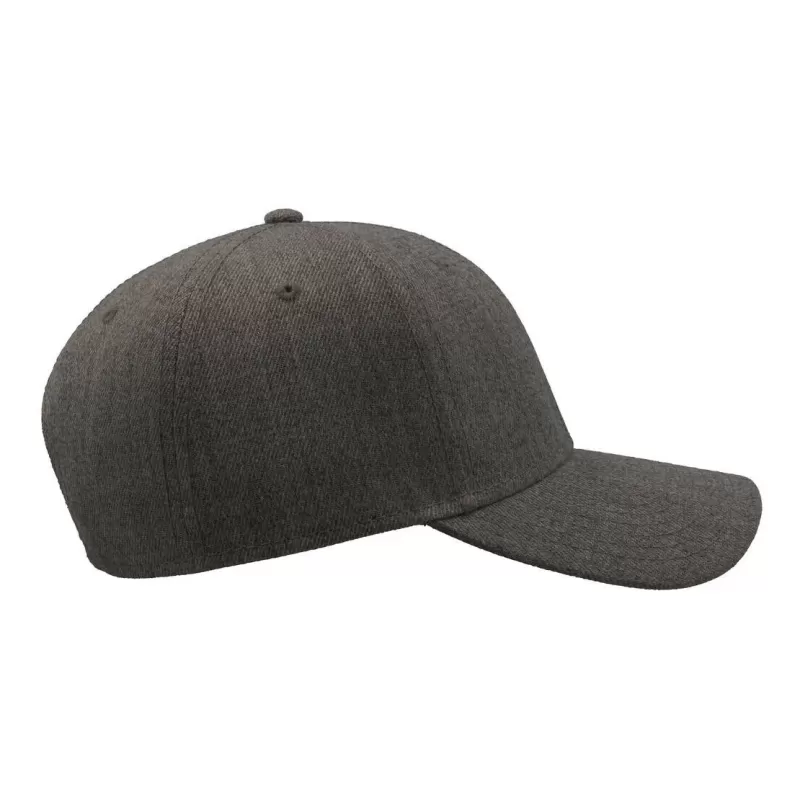 Casquette 6 panneaux, panneau avant renforcé, en polyester, visière précourbée, 400 g/m²