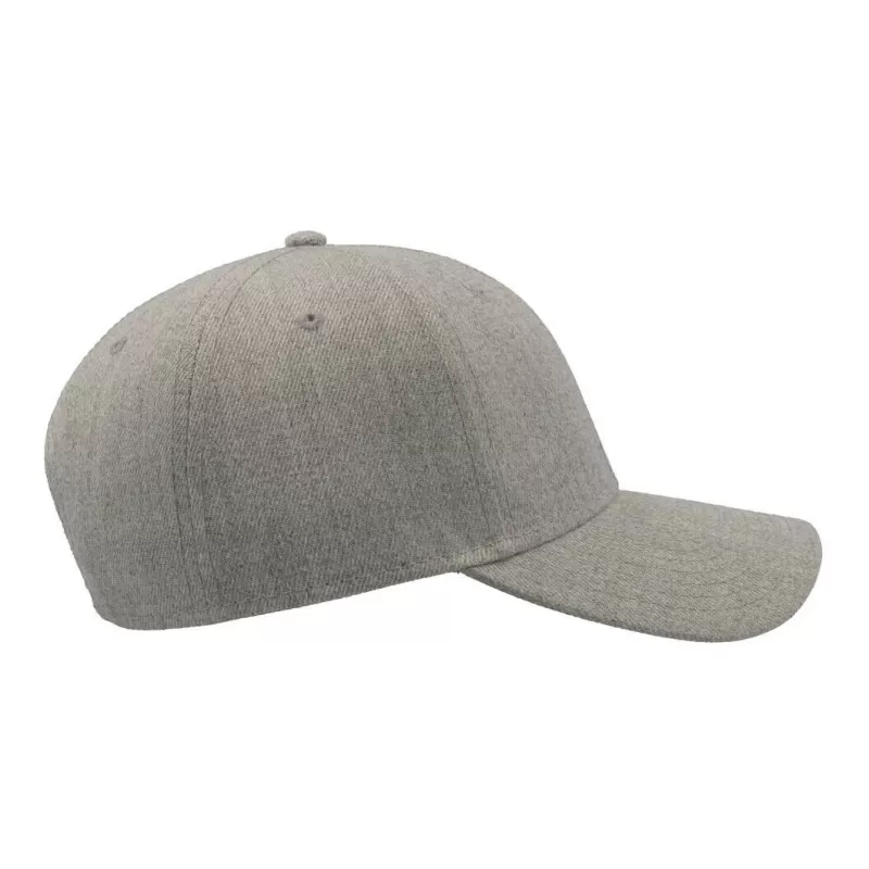 Casquette 6 panneaux, panneau avant renforcé, en polyester, visière précourbée, 400 g/m²