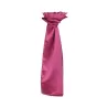 Foulard en polyester tissé avec une finition satinée lisse et brillante, format 120 x 25 cm