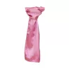 Foulard en polyester tissé avec une finition satinée lisse et brillante, format 120 x 25 cm
