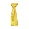Foulard en polyester tissé avec une finition satinée lisse et brillante, format 120 x 25 cm
