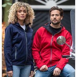 Veste softshell femme élastique et polyester, étanche et respirante