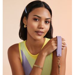 Porte-clés avec dragonne en simili cuir saffiano au grain fin et métallique brillant