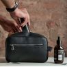 Trousse de toilette en simili cuir avec poches zippées