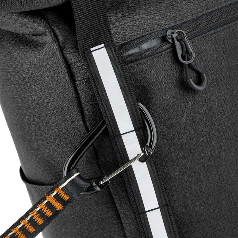 Sac à dos en polyester déperlant 300D fermeture à enroulement, bandes réfléchissantes