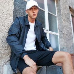 Veste sportive unisexe coupe raglan, taille et poignets élastiquées