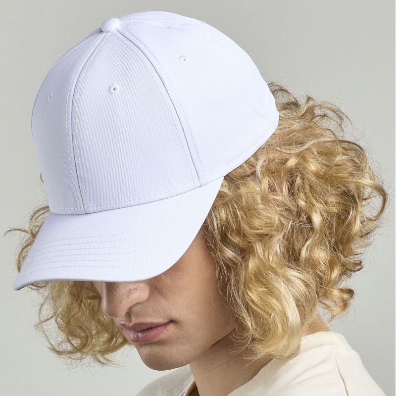 Casquette de sport 6 panneaux, visière préformée, en nylon et coton, 250 g/m²