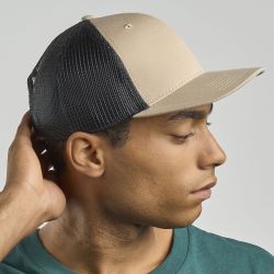 Casquette trucker 6 panneaux en polyester recyclé, légère et respirante, 200 g/m²