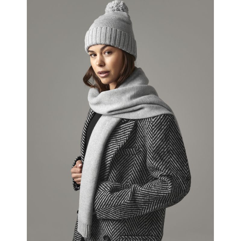 Kit bonnet et écharpe toucher doux non doublé, pompon ton sur ton