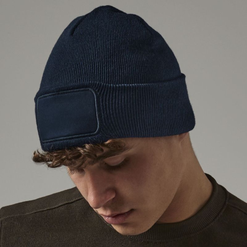 Bonnet doublé en polyester recyclé avec empiècement décoratif en coton sergé