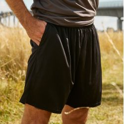 Short de performance recyclé séchage rapide, poches latérales, 155 g/m²