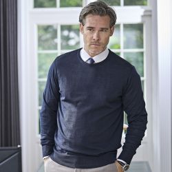 Pull ajusté col rond de qualité italienne fil mérinos