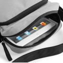 Petit sac à bandoulière adapté aux tablettes