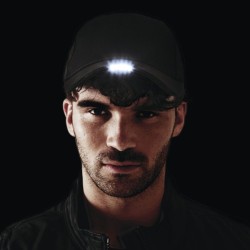 Casquette avec éclairage LED en continu ou flash