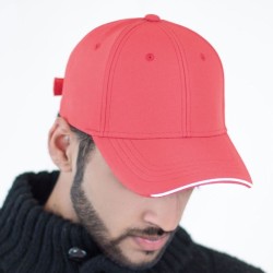 Casquette texturée en polyester jacquard avec visière contrastée