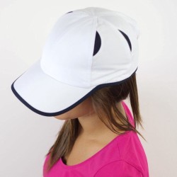 Casquette de sport avec bande contrastée et aérations en mesh