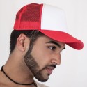 Casquette style rappeur filet avec visière rembourrée