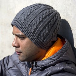 Bonnet épais et chaud torsadé, doublure en polaire noire