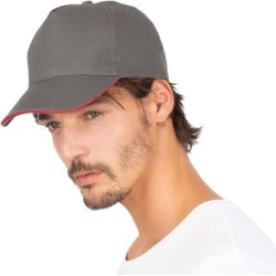 Casquette 5 panneaux réglable avec visière contrastée, 180 g/m²