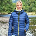 Veste doudoune à capuche femme légère, waterproof et chaude
