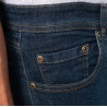 Jean basic en coton bleu denim vieilli moderne et confortable, 390 g/m²