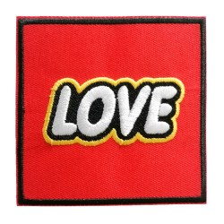 Petit patch brodé thermocollant LOVE HIPPIE