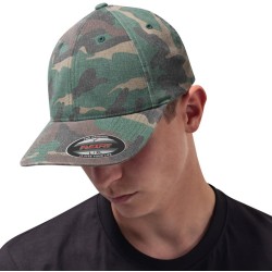 Casquette vintage visière incurvée en camouflage délavée