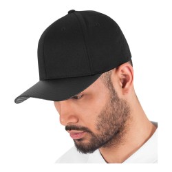 Casquette 6 panneaux, visière imitation carbone