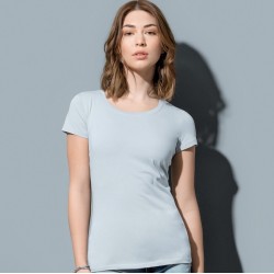 Tee-shirt femme col rond près du corps NO LABEL, 170 g/m²